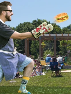 I'll Feed All You Fuckers Oven Mitt
