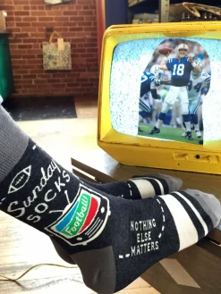 Sunday M-Crew Socks